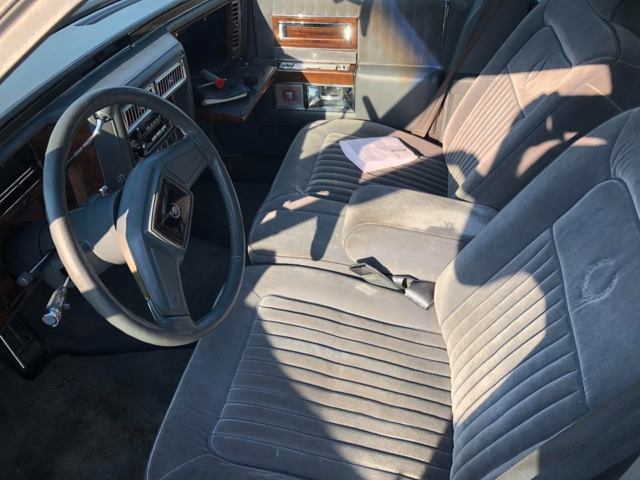 1987 Cadillac Fleetwood - photo 8