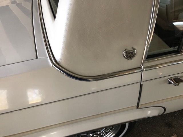 1987 Cadillac Brougham - photo 9