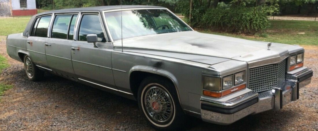 1987 Cadillac DeVille Fleetwood Brougham Limo - photo 4