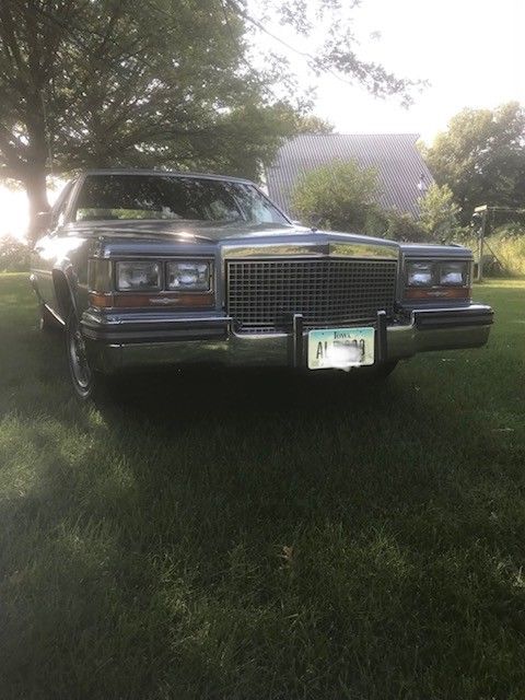 1987 Cadillac Brougham FLEETWOOD - photo 3