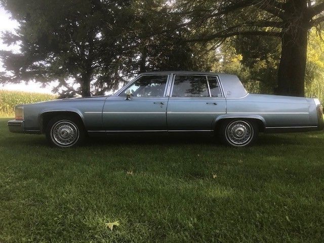 1987 Cadillac Brougham FLEETWOOD - photo 4