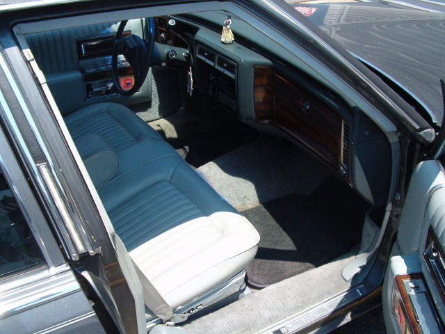 1987 Cadillac Brougham - photo 11