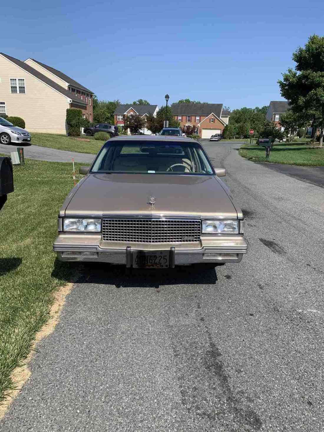 1987 Cadillac Fleetwood Sedan Brown FWD Automatic DELEGANCE 1987 Cadillac Fleetwood DELEGANCE