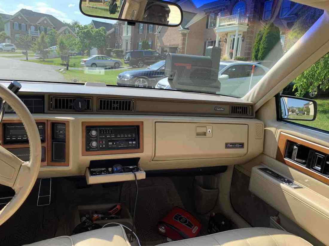 1987 Cadillac Fleetwood DELEGANCE - photo 12