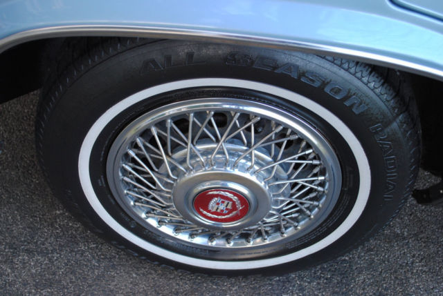1987 Cadillac DeVille Base Sedan 4-Door - photo 12