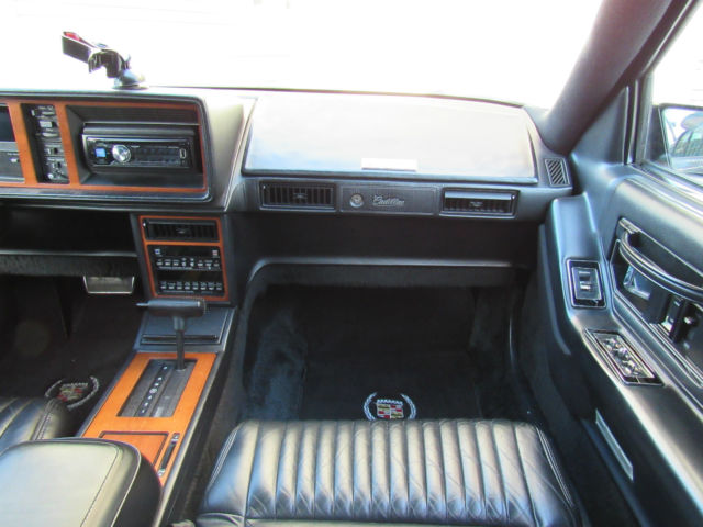 1987 Cadillac Seville - photo 13