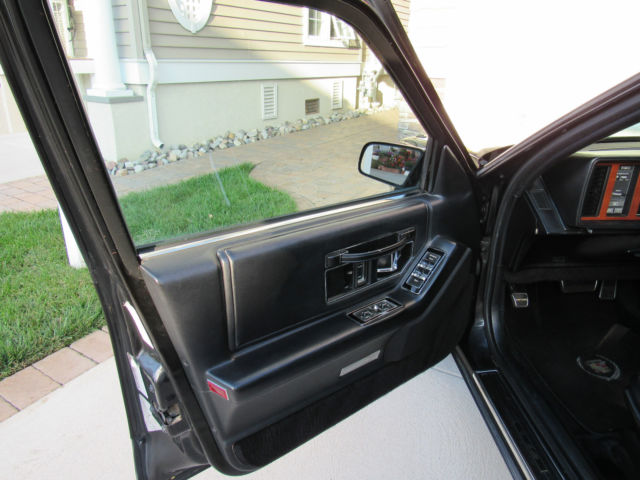 1987 Cadillac Seville - photo 9