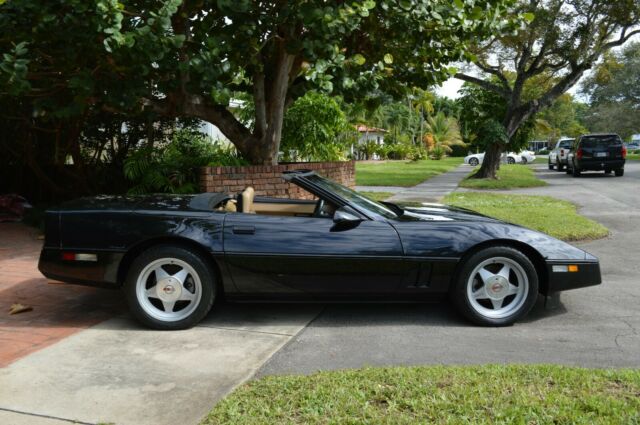 1987 Chevrolet Corvette Callaway Twin Turbo Convertible - photo 9