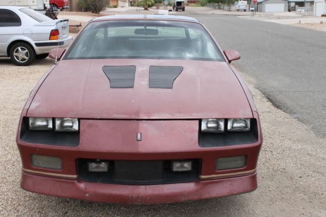 1987 Chevrolet Camaro Iroc Z - photo 2