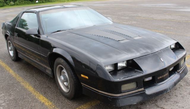 1987 Chevrolet Camaro - photo 2