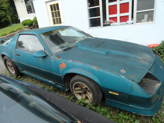 1987 Chevrolet Camaro - photo 3