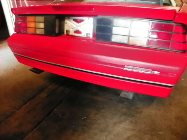 1987 Chevrolet Camaro Z28 - photo 3