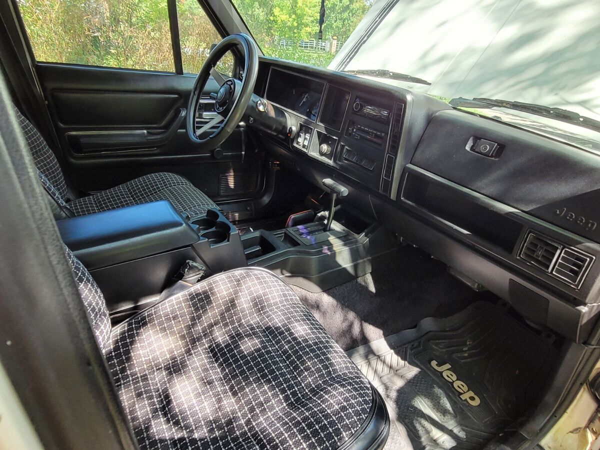 1987 Jeep Cherokee - photo 5