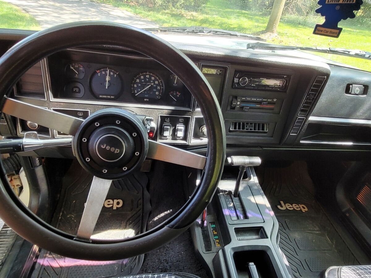 1987 Jeep Cherokee - photo 7