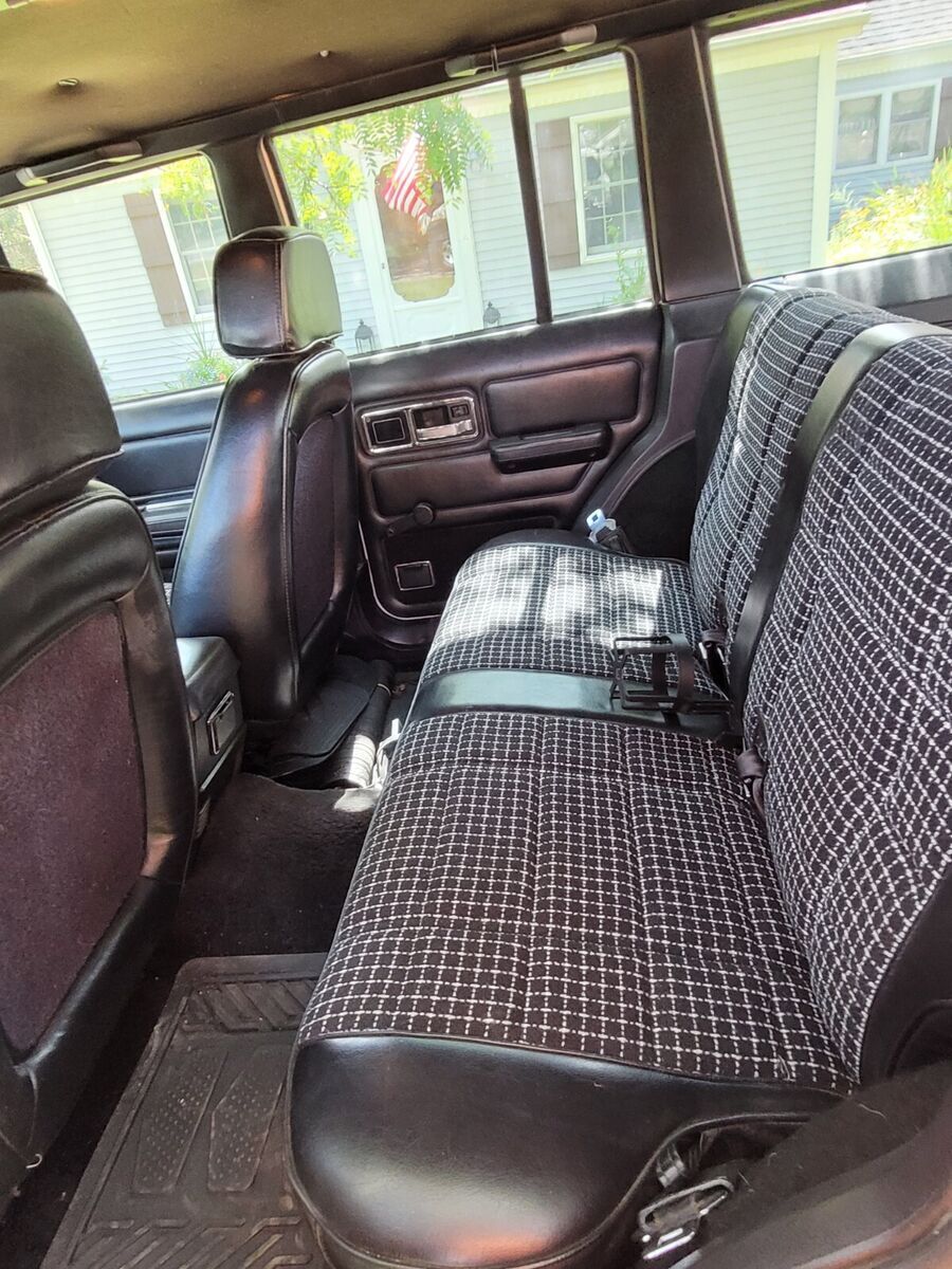 1987 Jeep Cherokee - photo 9