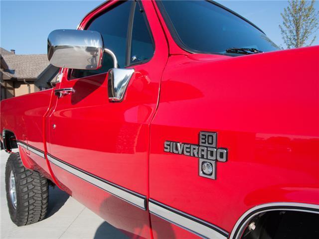 1987 Chevrolet 1 Ton Chassis-Cabs K30 - photo 9