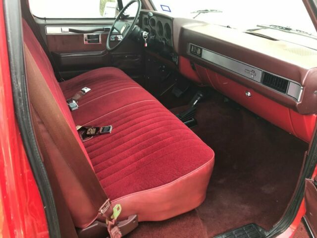 1987 Chevrolet Other Pickups V10/15 Fleetside 117.5" WB - photo 11