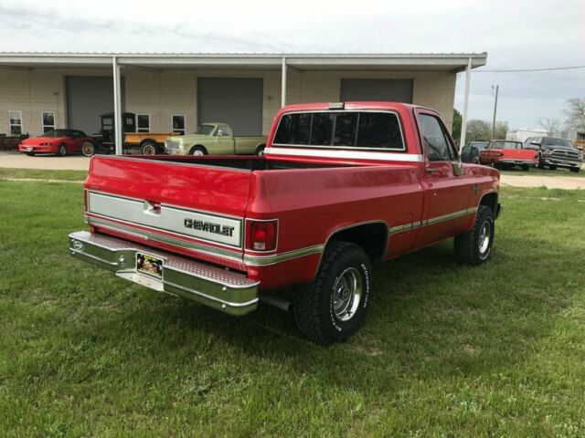 1987 Chevrolet Other Pickups V10/15 Fleetside 117.5" WB - photo 2