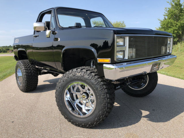 1987 Chevrolet Blazer K5 - photo 2