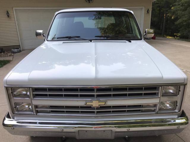 1987 Chevrolet Blazer Silverado Sport Utility 2-Door - photo 10