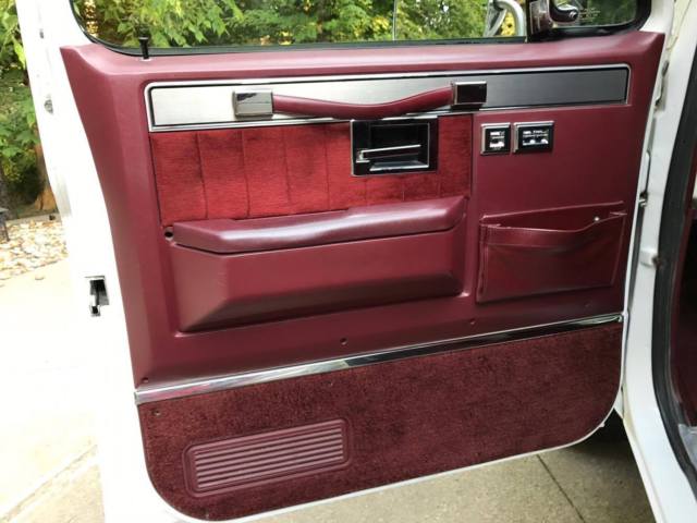 1987 Chevrolet Blazer Silverado Sport Utility 2-Door - photo 12