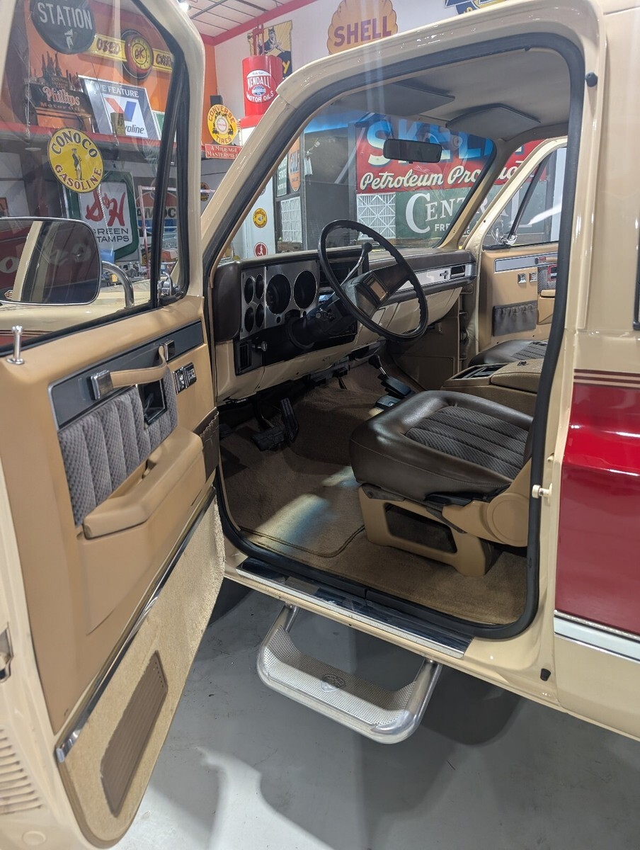 1987 Chevrolet Blazer Silverado - photo 10