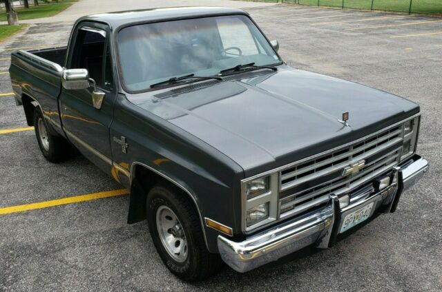 1987 Chevrolet C-10 SILVERADO - photo 8