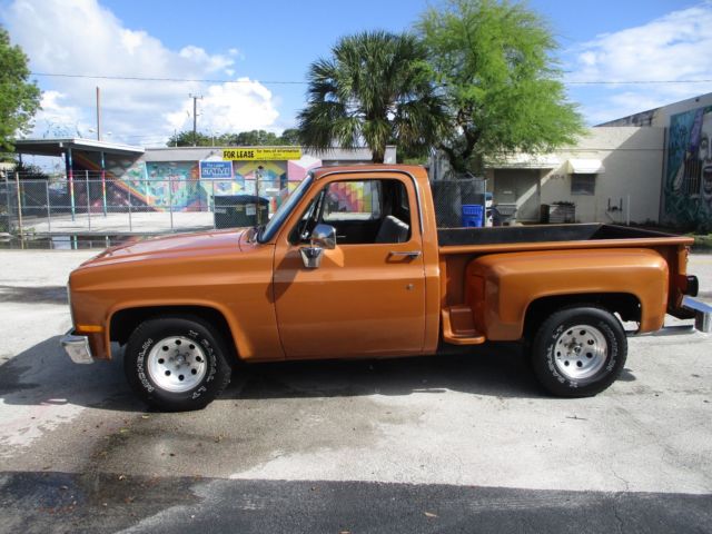 1987 Chevrolet C-10 - photo 2