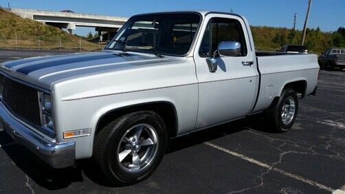 1987 Chevrolet C-10 -- - photo 2