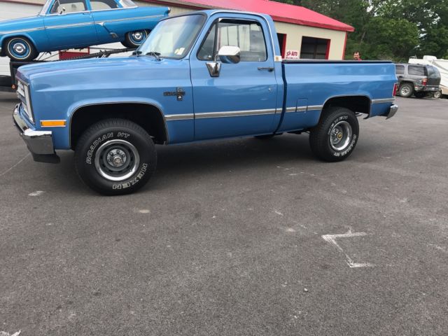 1987 Chevrolet C10 4X4 Southern Coach Edition Truck 1987 Chevrolet C-10