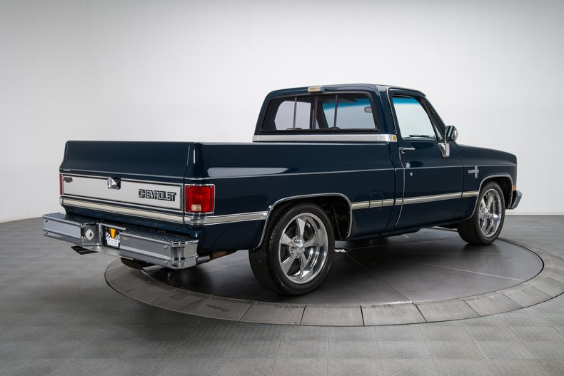 1987 Chevrolet C-10 Silverado - photo 2