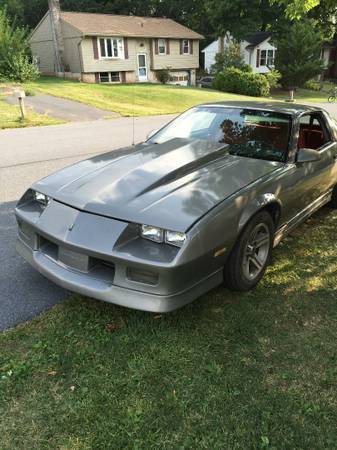 1987 Chevrolet Camaro - photo 2