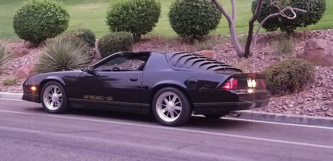 1987 Chevrolet Camaro Iroc Z28 - photo 10