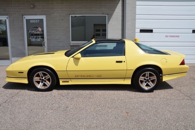 1987 Chevrolet Camaro Z28 - photo 3