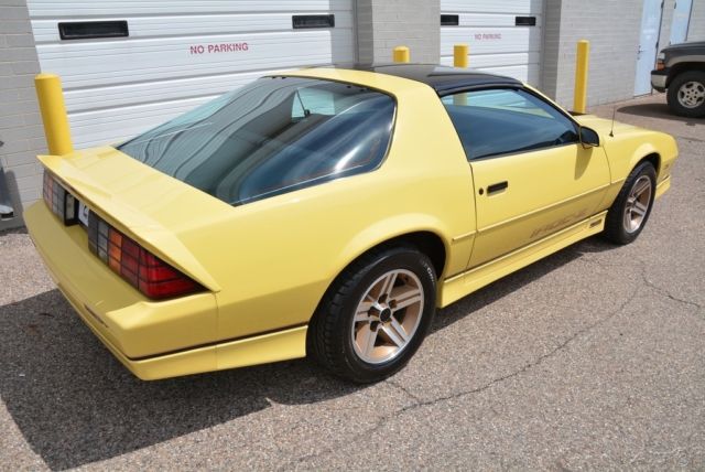 1987 Chevrolet Camaro Z28 IROC Z - photo 11