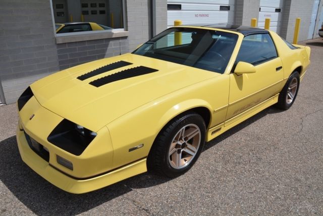 1987 Chevrolet Camaro Z28 IROC Z - photo 2