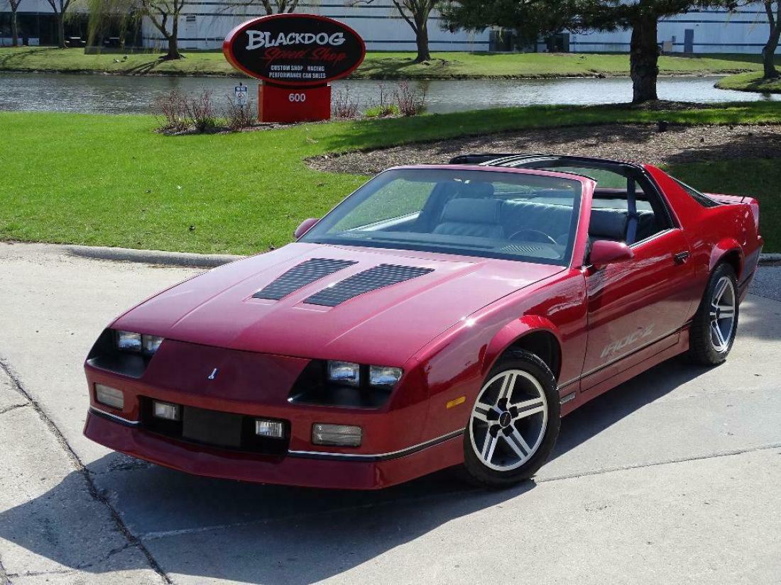 1987 Chevrolet Camaro IROC-Z - photo 3