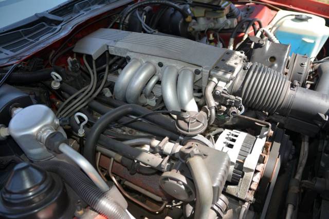1987 Chevrolet Camaro Iroc-Z Coupe 2-Door - photo 7