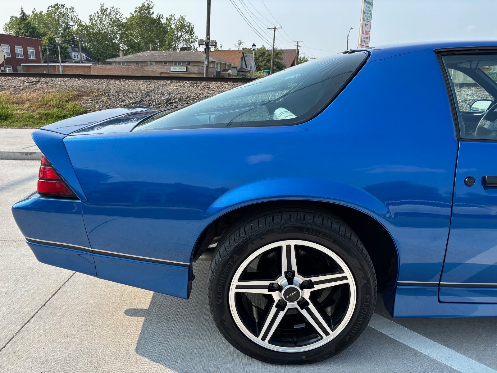 1987 Chevrolet Camaro - photo 13