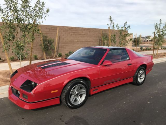 1987 CHEVROLET CAMARO IROC Z28 1 OWNER!! ALL ORIG, 91K! ORIG PAINT 1987 Chevrolet Camaro --