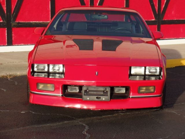 1987 Chevrolet Camaro -VERY SOLID IROC Z- NEW PAINT- SWEET 80'S CAMARO-S - photo 12