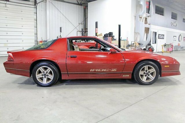 1987 Chevrolet Camaro -- - photo 6