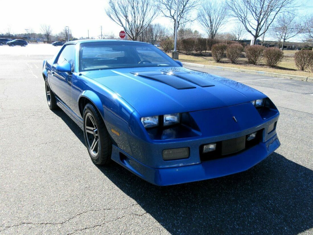 1987 Chevrolet Camaro IROC-Z28 - photo 6