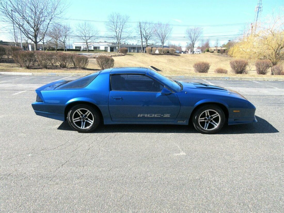 1987 Chevrolet Camaro IROC-Z28 - photo 8