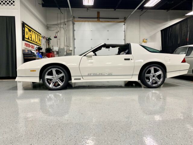 1987 Chevrolet Camaro - photo 3