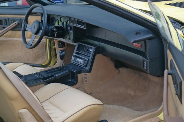 1987 Chevrolet Camaro - photo 13