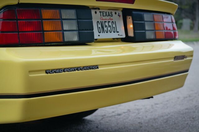 1987 Chevrolet Camaro - photo 7