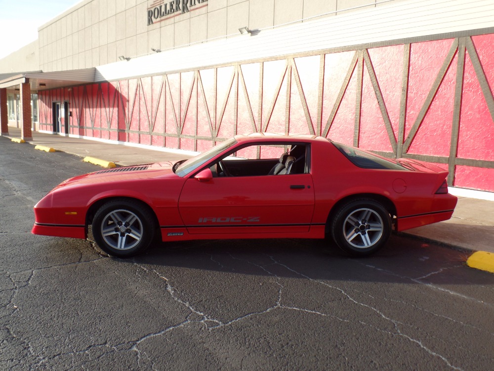 1987 Chevrolet Camaro -VERY SOLID IROC Z- NEW PAINT- SWEET 80'S CAMARO-S - photo 5