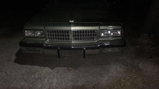 1987 Chevrolet Caprice Base Sedan 4-Door - photo 3