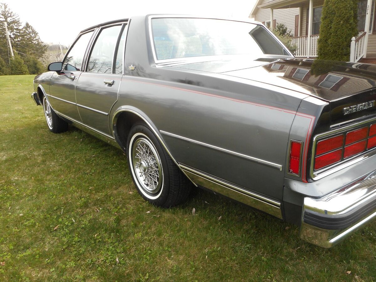 1987 Chevrolet Caprice - photo 10